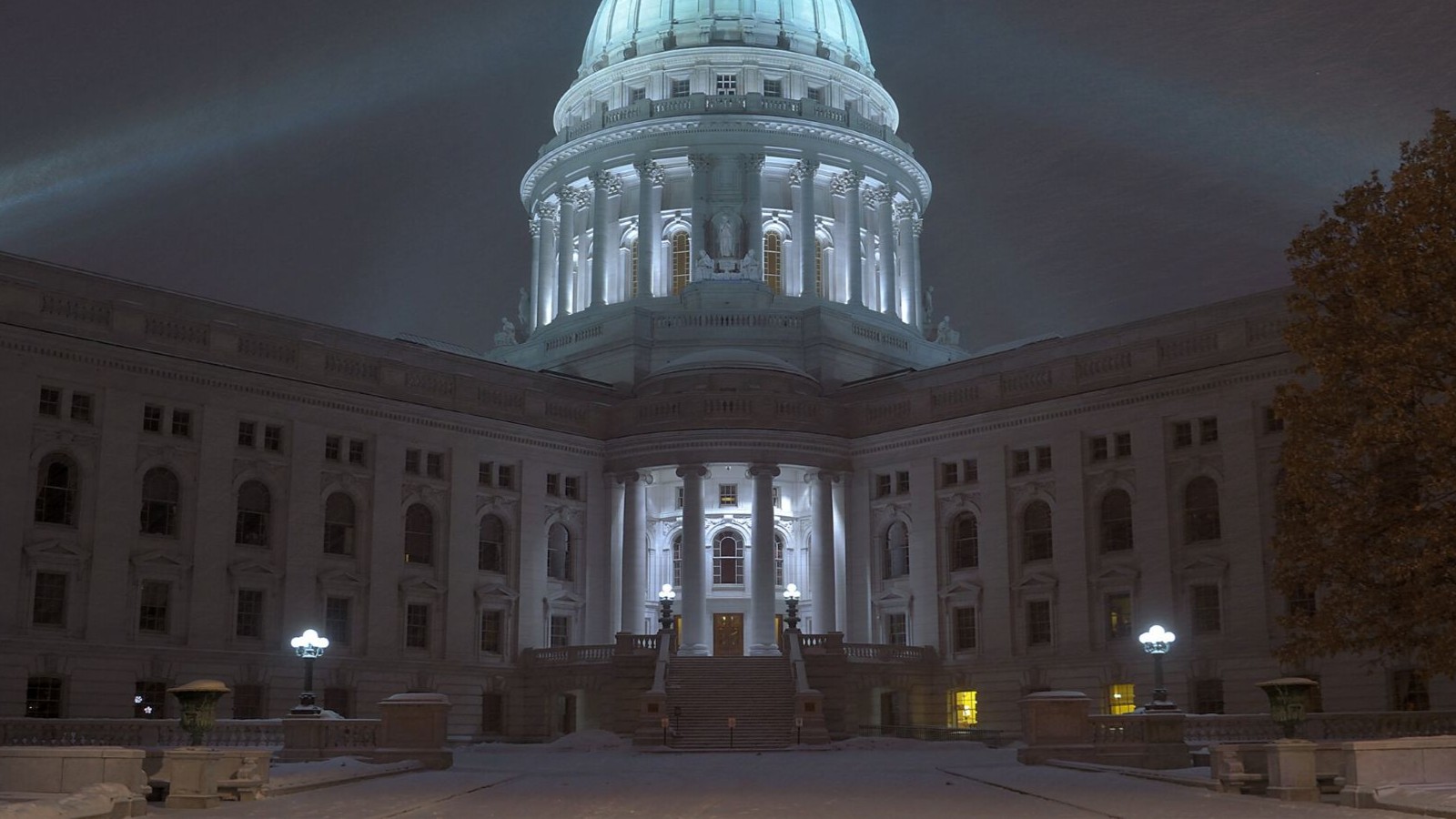 CFTC Loses Bid To Block Wisconsin Prediction Market Suits