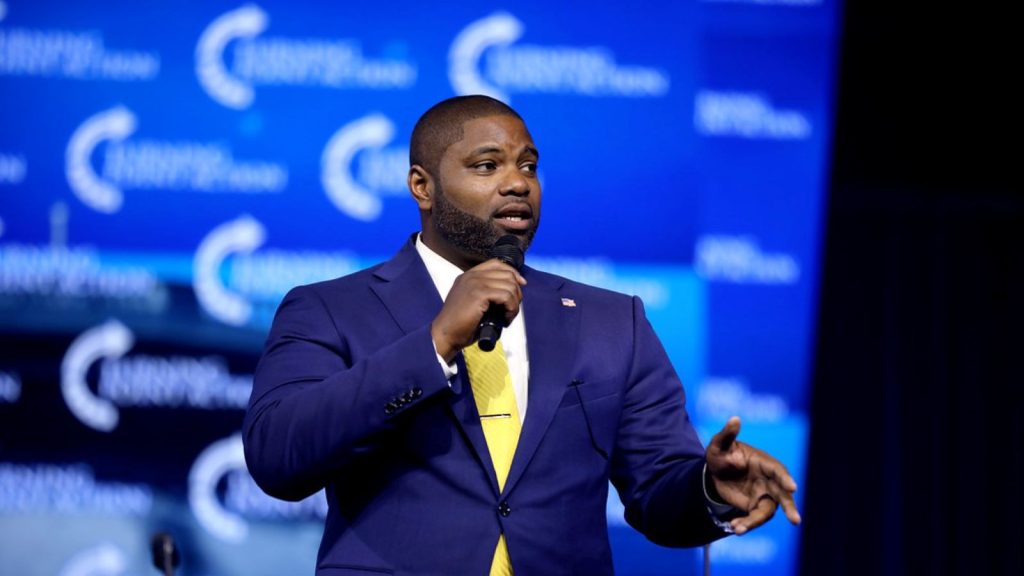 Florida 2026 Primary Preview: Donalds Runs Away With an Open Governor’s Race