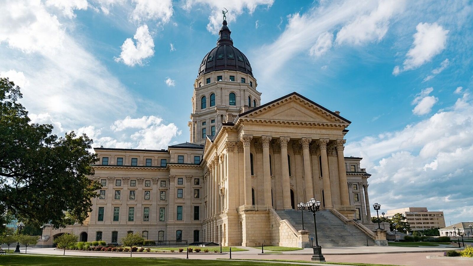 Kansas 2026 Primary Recap: Masterson, Holscher Advance