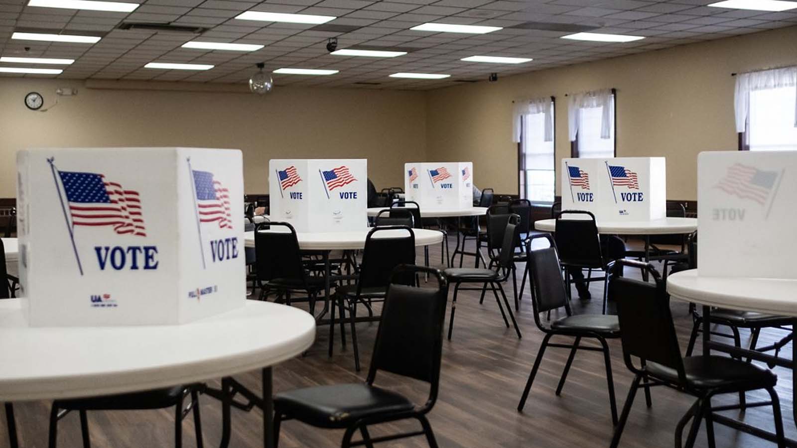 Midterm Control Odds Hold Democrats Near 65 For Senate
