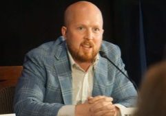 Alaska Governor Odds Swing Toward Kreiss-Tomkins