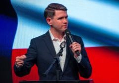 BetOnline Makes Talarico The Favorite In Texas Senate Race